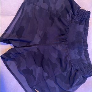 lululemon shorts size 2